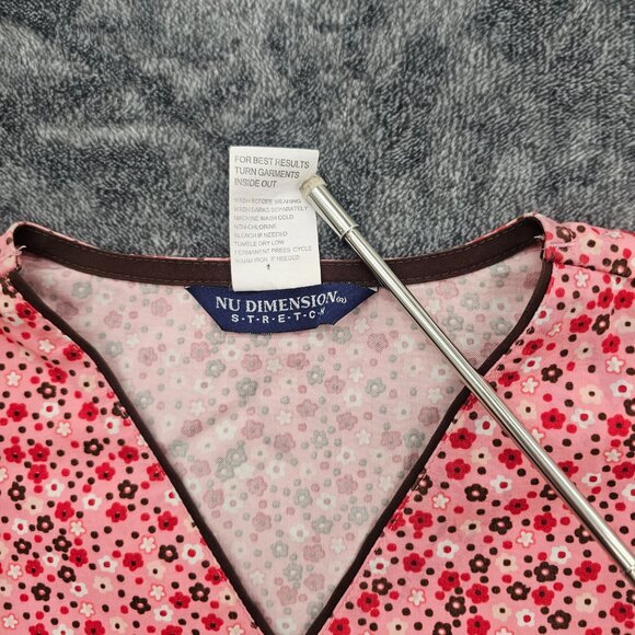 Nu Dimension Stretch Scrub Top Womens Large v neck floral print Nursing uniform - Picture 3 of 15